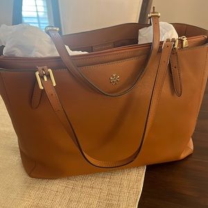 Tory Burch tote tan